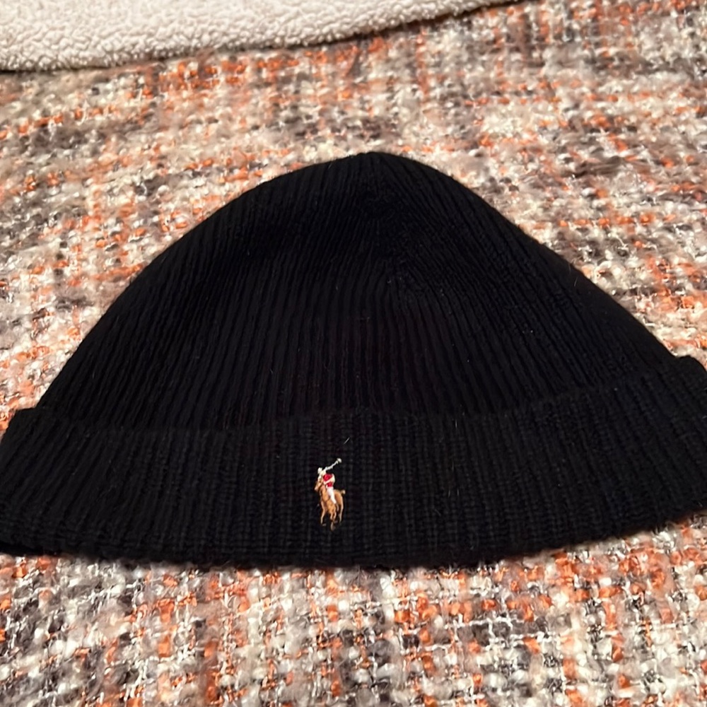 Polo knit cap
